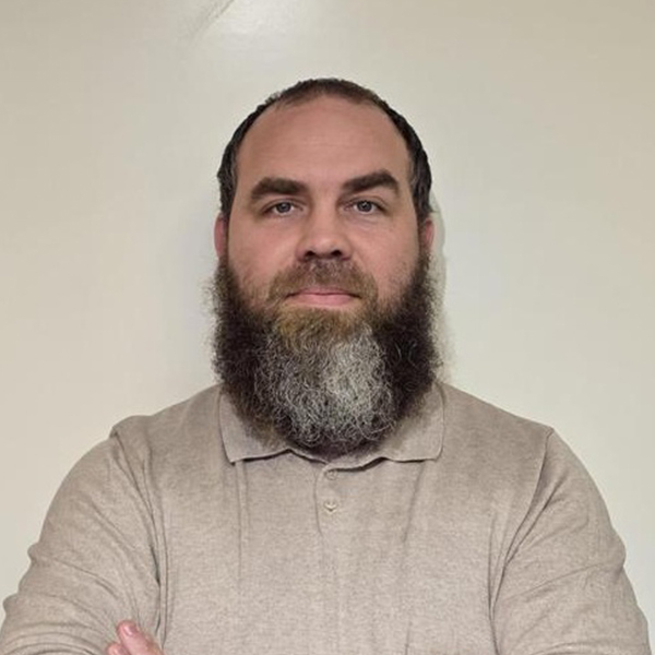 Jesper föreläser på kursen i cybersäkerhet